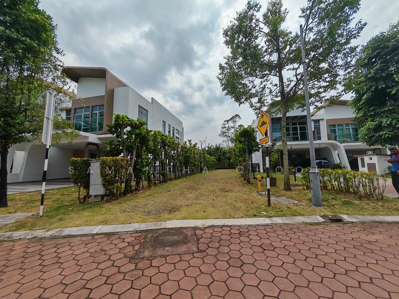 2-storey Terraced House for Sale in Setia Eco Glades (Cyberjaya) - Samantha Chooi - PropertyGuru.com.my