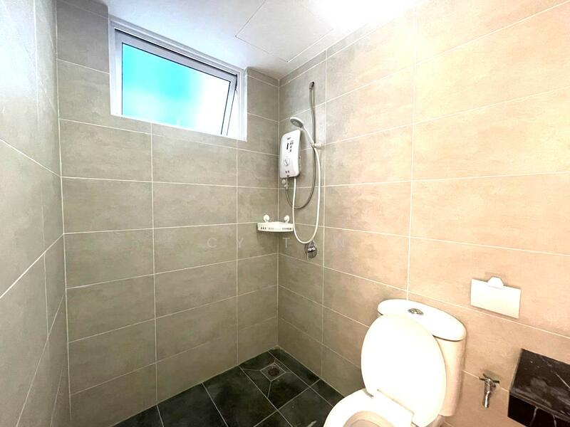 Condominium for Rent at QuayWest Residence - CY Tan - Bathroom - PropertyGuru.com.my