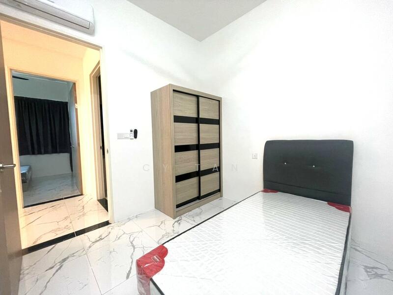 Condominium for Rent at QuayWest Residence - CY Tan - Bedroom - PropertyGuru.com.my