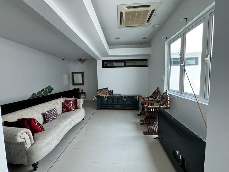 2.5-storey Terraced House for Sale in Taman Melawati (Ulu Kelang) - Lucas Choo - Living Room - PropertyGuru.com.my