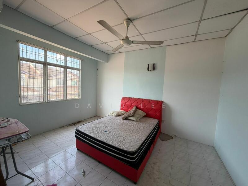 Taman Sungai Bakap Permai untuk Untuk Dijual - RM 425,000, Mac 2026 - Bedroom - PropertyGuru.com.my