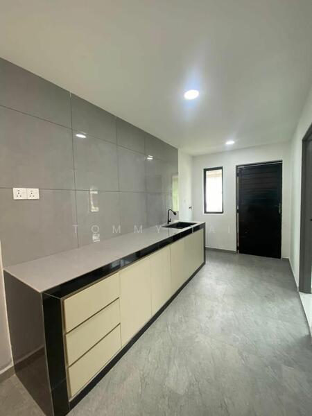 1-storey Terraced House for Sale in Taman Sri Pulai Perdana (Johor Bahru) - Tommy Tai - Kitchen - PropertyGuru.com.my