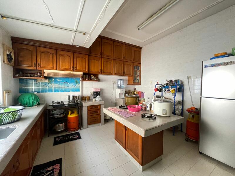 1-storey Terraced House for Sale in Taman Ehsan (Kepong) - Yanis Cheong - Kitchen - PropertyGuru.com.my