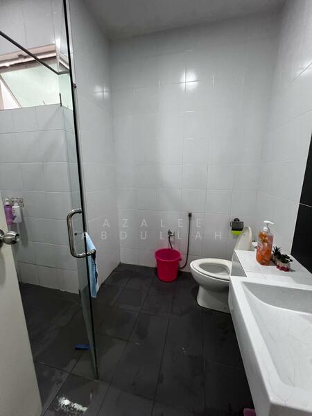 Semi-Detached House for Sale in Kotasas (Kuantan) - Azalee Abdullah - Bathroom - PropertyGuru.com.my