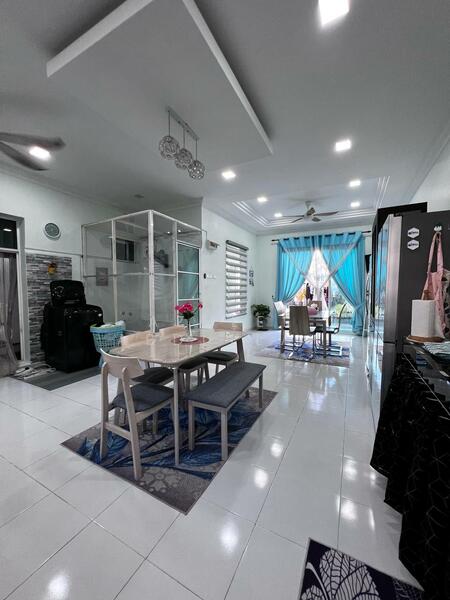 Semi-Detached House for Sale in Kotasas (Kuantan) - Azalee Abdullah - Dining Room - PropertyGuru.com.my