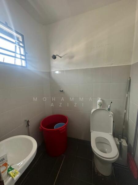 Terraced House for Sale in Kuantan (Pahang) - Mohammad Azizi - Bathroom - PropertyGuru.com.my