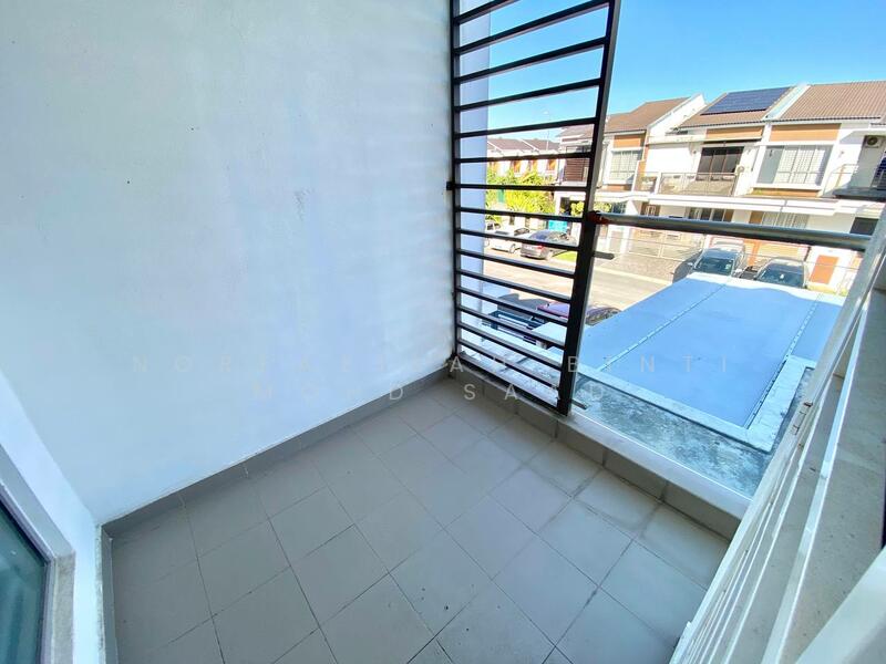 2-storey Terraced House for Sale in Dengkil (Selangor) - Norfazilah Binti Mohd Saad - Balcony - PropertyGuru.com.my