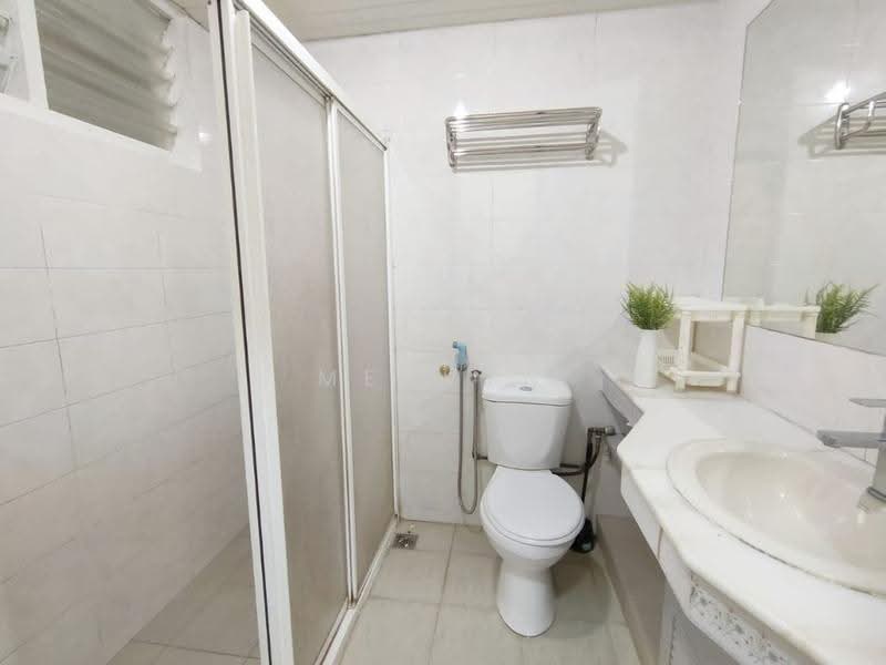 Condominium for Sale at Sri York Condominium - Mervyn Seah - Bathroom - PropertyGuru.com.my