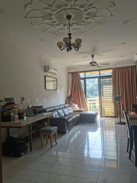 Parkview Towers untuk Untuk Disewa - RM 1,500 /bulan, Apr 2026 - Living Room - PropertyGuru.com.my
