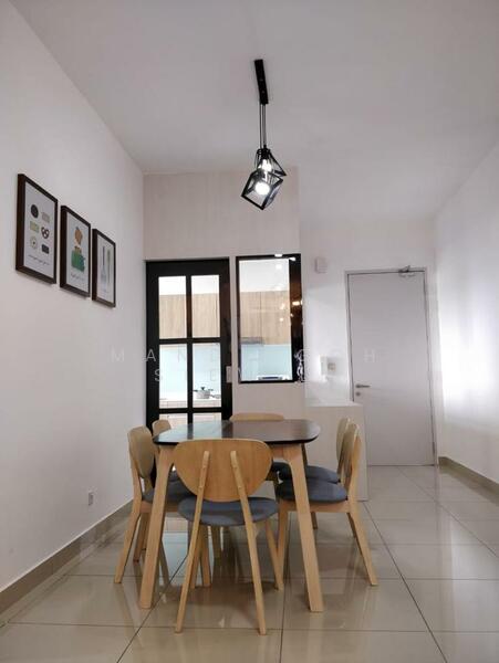 Service Residence for Rent at Meridin Bayvue Serviced Apartment - Mandy Goh Siew Li - Dining Room - PropertyGuru.com.my