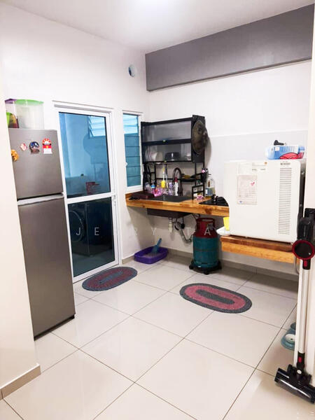 Condominium for Rent at Havana Beach Residences - Jerry Tan - Kitchen - PropertyGuru.com.my