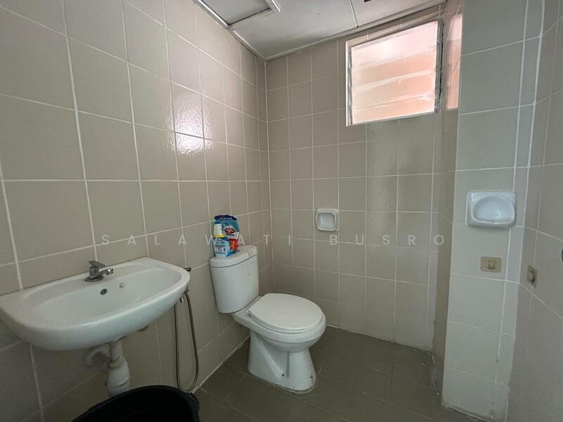 Apartment for Sale at Alam Budiman (Sri Budiman) - Salawati Busro - Bathroom - PropertyGuru.com.my
