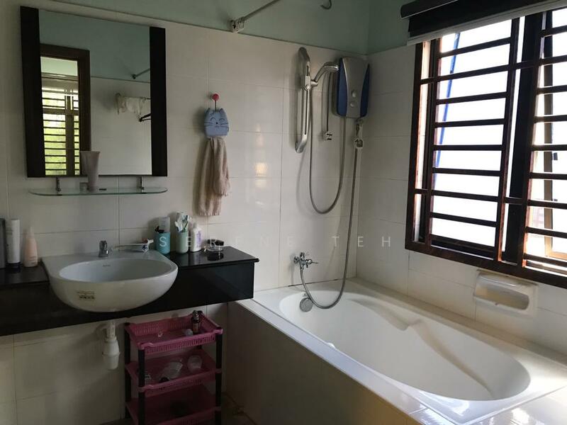 Diamond II, Genting Indahpura untuk Untuk Dijual - RM 780,000, Feb 2026 - Bathroom - PropertyGuru.com.my