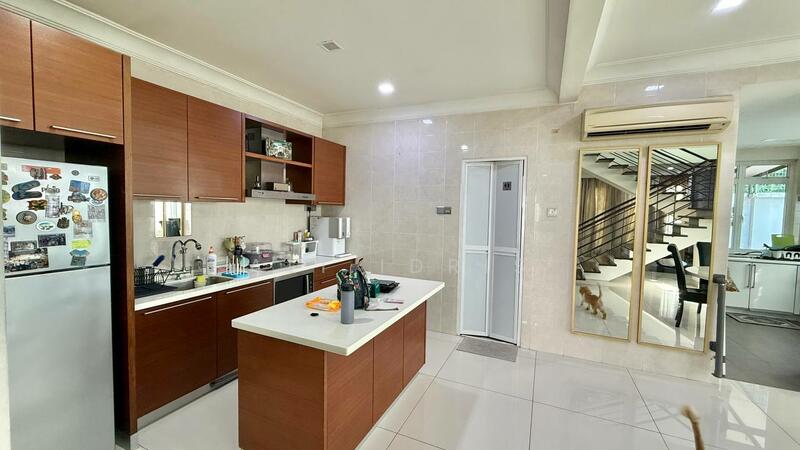 Bungalow for Sale in Kajang (Selangor) - Ali Idris - Kitchen - PropertyGuru.com.my