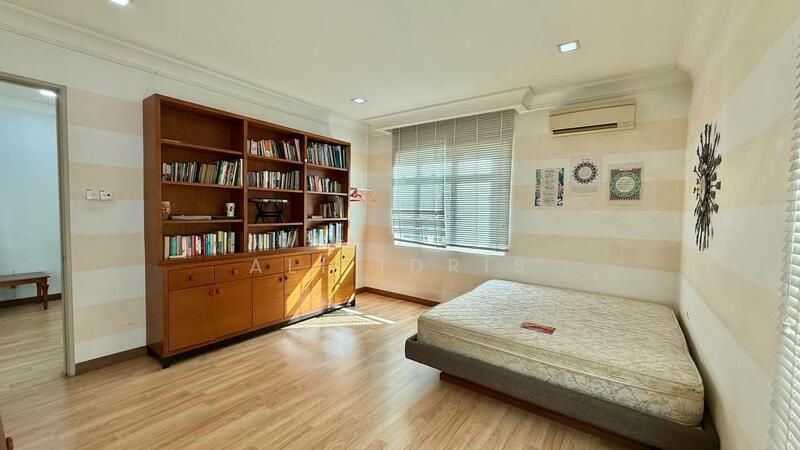 Bungalow for Sale in Kajang (Selangor) - Ali Idris - Bedroom - PropertyGuru.com.my