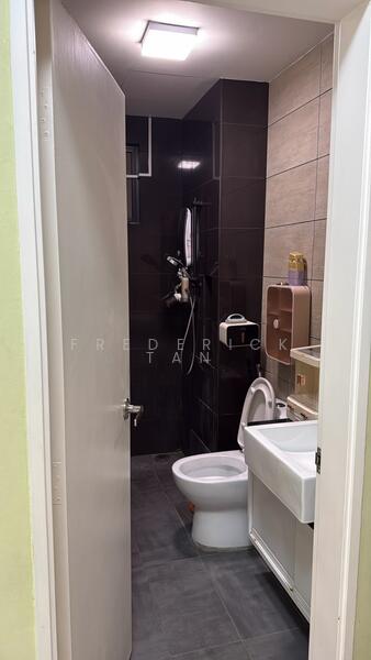 Legend Heights untuk Untuk Disewa - RM 2,200 /bulan, Apr 2026 - Bathroom - PropertyGuru.com.my