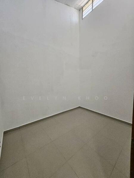 1-storey Terraced House for Sale in Bukit Sentosa (Rawang) - Evelyn Khoo - Room - PropertyGuru.com.my