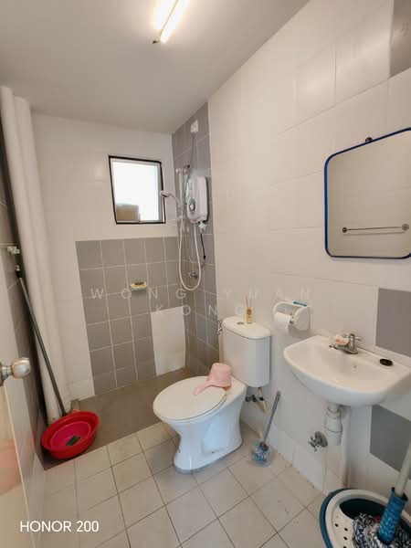 Apartment for Rent at Seri Intan Apartment - Wong Yuan Kong - Bathroom - PropertyGuru.com.my