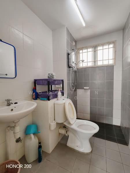 Apartment for Rent at Seri Intan Apartment - Wong Yuan Kong - Bathroom - PropertyGuru.com.my
