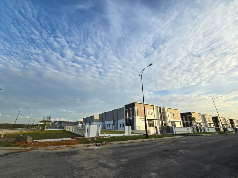 Semi-D Factory for Rent in Eco Business Park 2 Senai (Senai) - Kent Tan - Exterior - PropertyGuru.com.my
