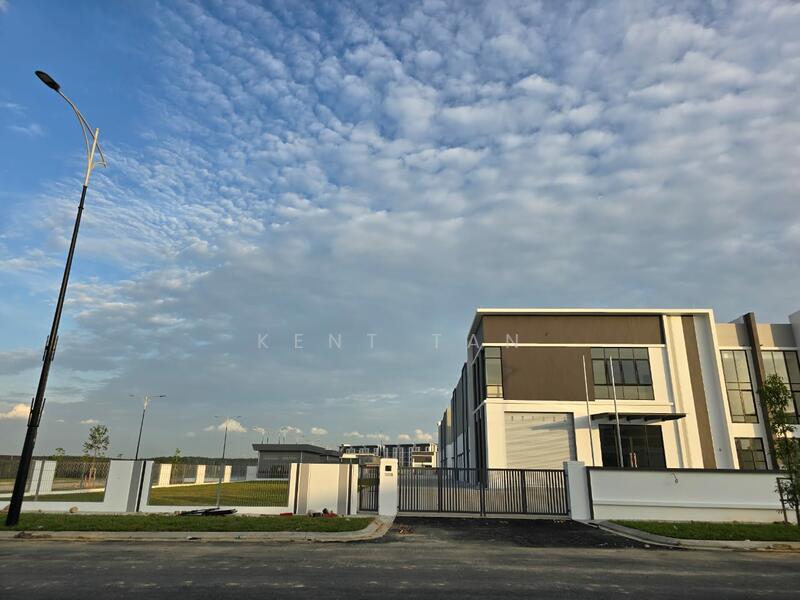 Semi-D Factory for Rent in Eco Business Park 2 Senai (Senai) - Kent Tan - Exterior - PropertyGuru.com.my