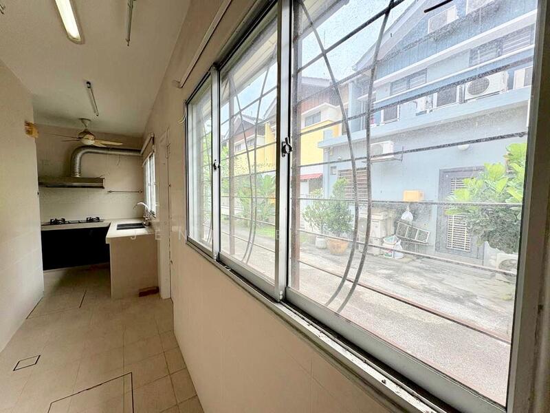 Sutera Damansara untuk Untuk Dijual - RM 860,000, Feb 2026 - Kitchen - PropertyGuru.com.my