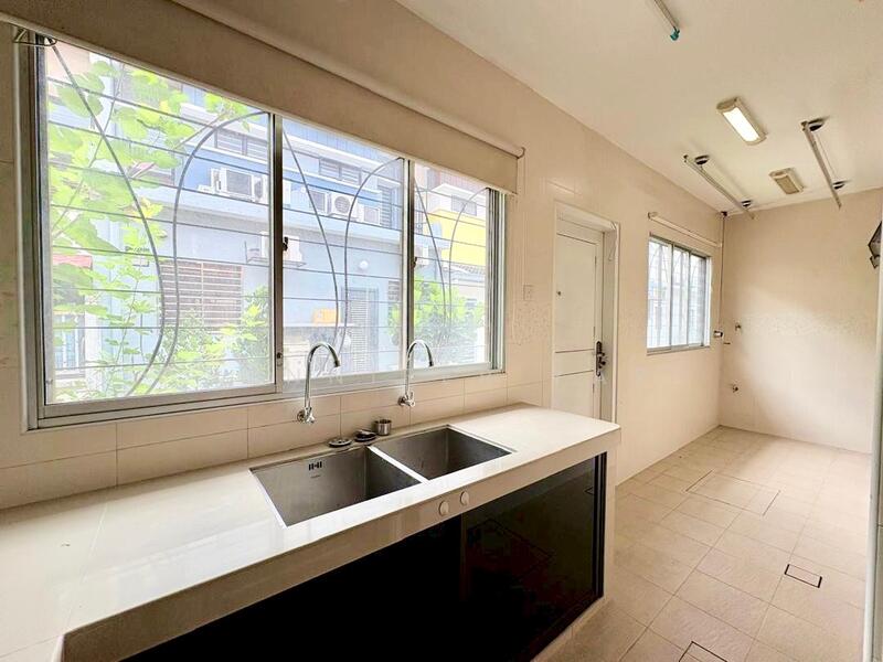 Sutera Damansara untuk Untuk Dijual - RM 860,000, Feb 2026 - Wet Kitchen - PropertyGuru.com.my