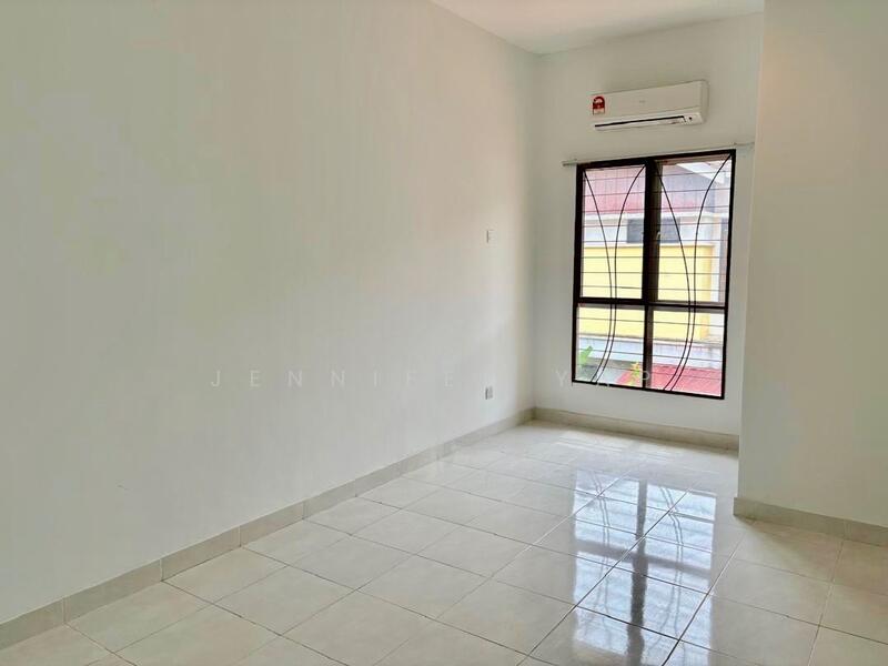 Sutera Damansara untuk Untuk Dijual - RM 860,000, Feb 2026 - 2nd Bedroom - PropertyGuru.com.my