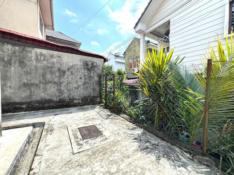 Rumah Teres 2 Tingkat untuk Dijual di Seksyen 13 (Shah Alam) - Nadia Shukri - Exterior - PropertyGuru.com.my