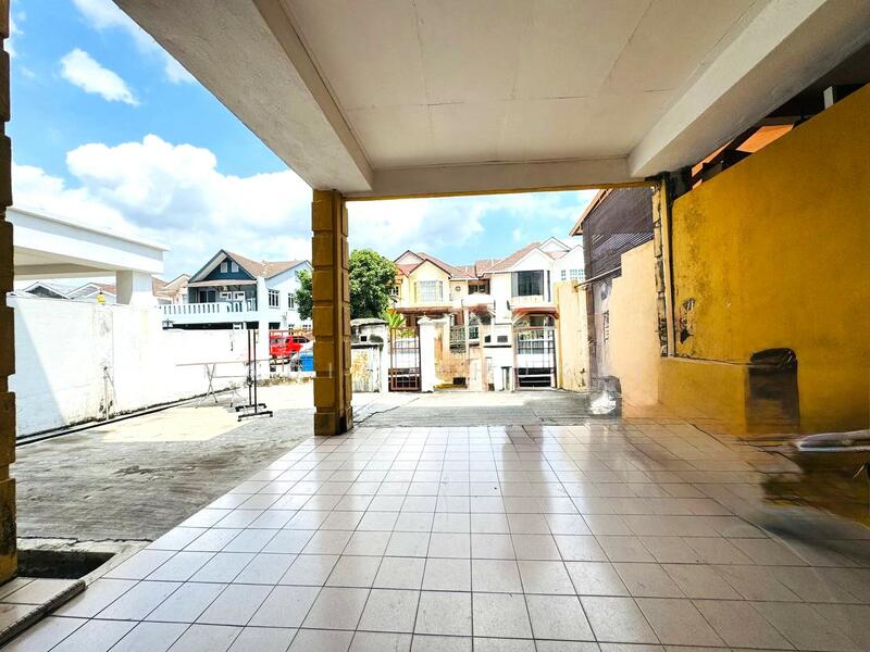 2-storey Terraced House for Sale in Seksyen 13 (Shah Alam) - Nadia Shukri - Exterior - PropertyGuru.com.my