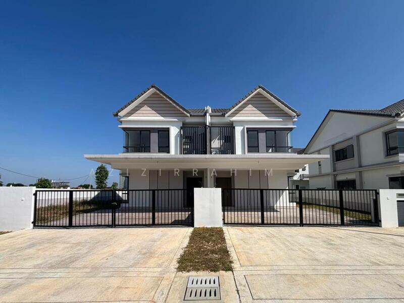 Semi-Detached House for Sale in Cyberjaya (Selangor) - Azizirrahim . - Exterior - PropertyGuru.com.my