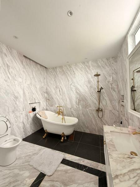 Semi-Detached House for Sale in Taman Gemilang Permai (Bukit Mertajam) - Sin Kiang Ng - Bathroom - PropertyGuru.com.my