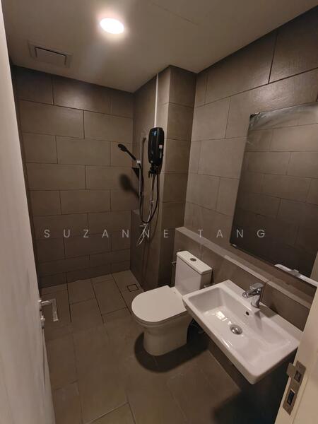 Maya Ara Residences untuk Untuk Disewa - RM 2,300 /bulan, Feb 2026 - Bathroom - PropertyGuru.com.my