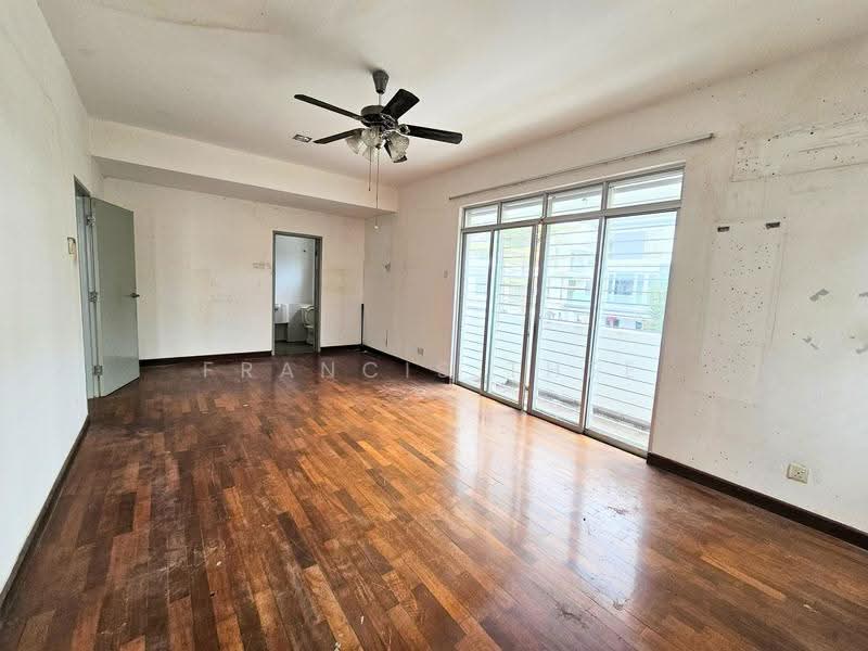 Semi-Detached House for Sale in Saujana Villa (Kajang) - Francis Thee - Living Room - PropertyGuru.com.my