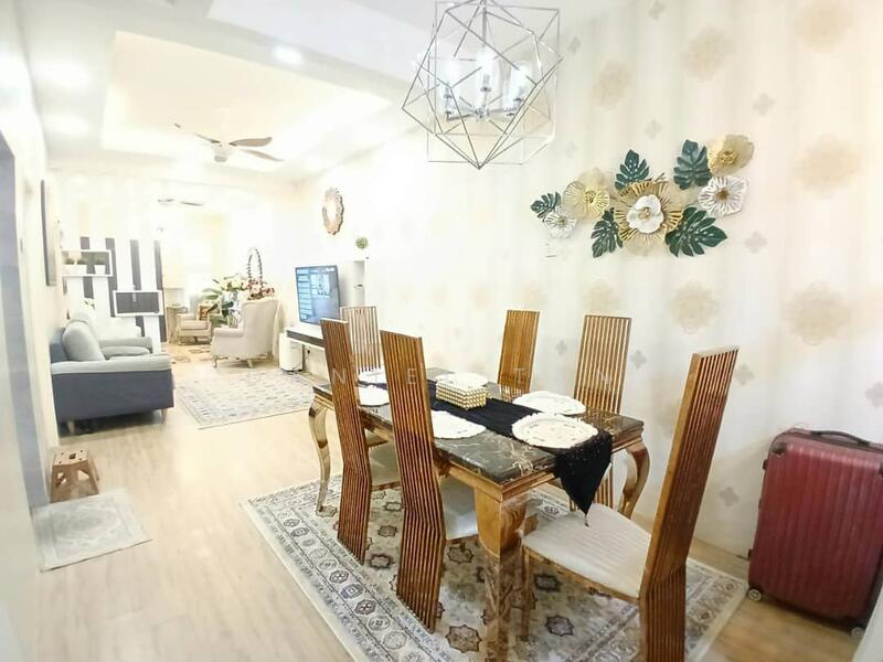1-storey Terraced House for Sale in Jenjarom (Selangor) - Daniel Tan - Living Room - PropertyGuru.com.my