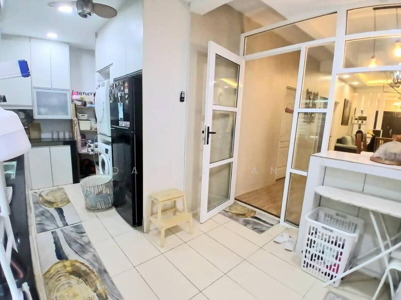 1-storey Terraced House for Sale in Jenjarom (Selangor) - Daniel Tan - Kitchen - PropertyGuru.com.my