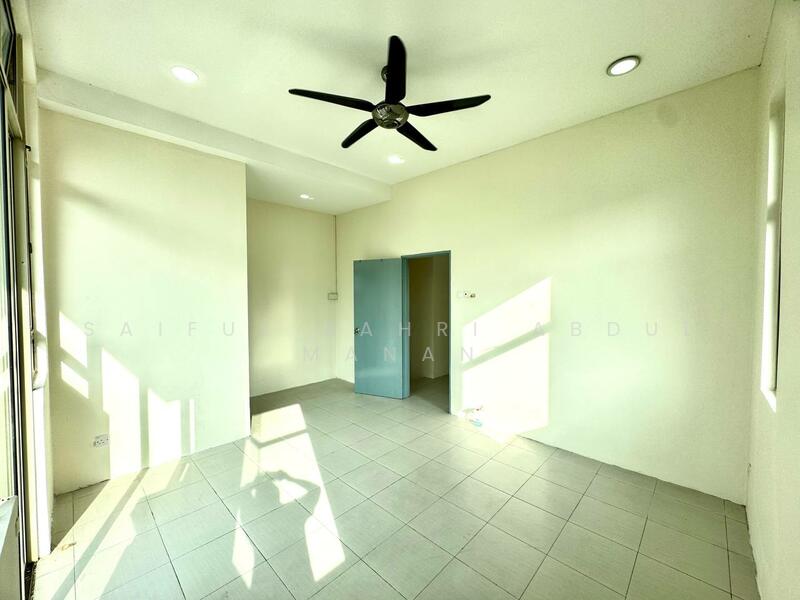 Cluster House for Sale in Bandar Saujana Putra (Tanjong Duabelas) - Saiful Bahri Abdul Manan - Interior - PropertyGuru.com.my