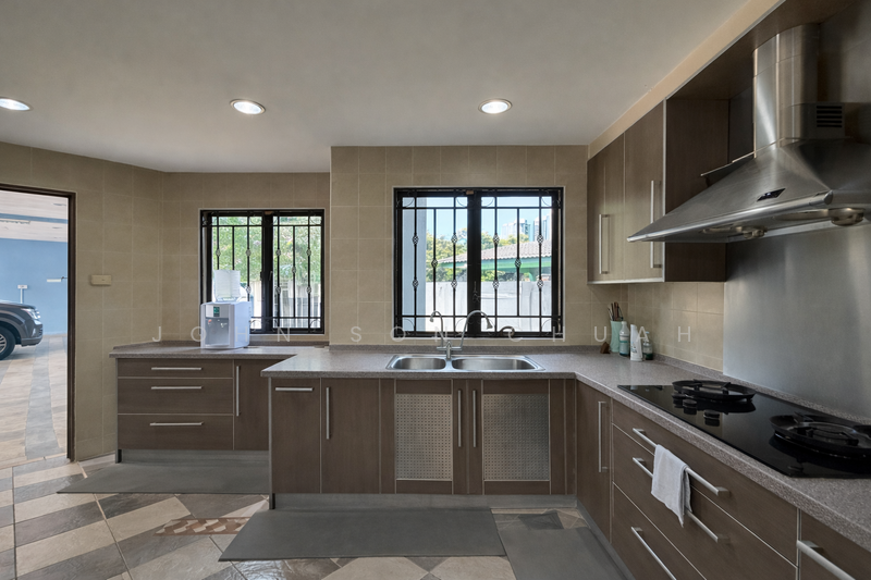 Petaling Jaya untuk Untuk Dijual - RM 3,900,000, Feb 2026 - Kitchen - PropertyGuru.com.my