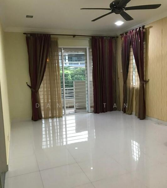 3 Storey Semi-D Mutiara Gombak 2, Kuala Lumpur untuk Untuk Dijual - RM 2,250,000, Feb 2026 - Living Room - PropertyGuru.com.my
