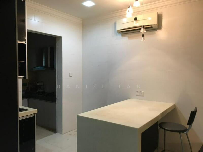 3 Storey Semi-D Mutiara Gombak 2, Kuala Lumpur untuk Untuk Dijual - RM 2,250,000, Feb 2026 - Kitchen - PropertyGuru.com.my