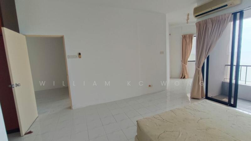 Kondominium untuk Dijual di Miami Green - William KC Wong - Balcony - PropertyGuru.com.my