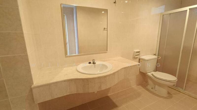 Kondominium untuk Dijual di Miami Green - William KC Wong - Bathroom - PropertyGuru.com.my
