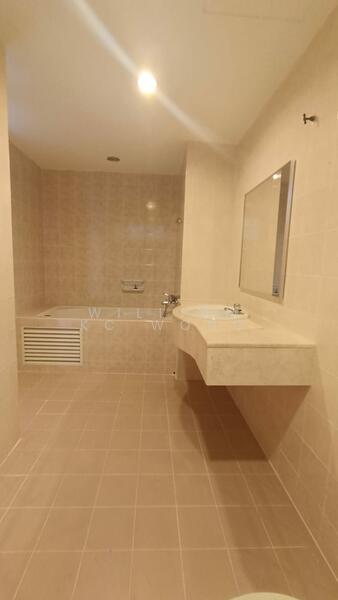 Kondominium untuk Dijual di Miami Green - William KC Wong - Bathroom - PropertyGuru.com.my