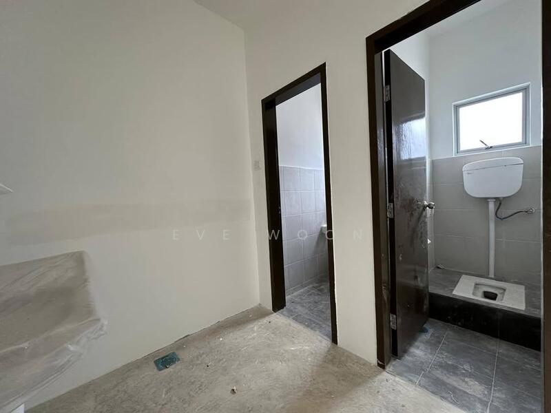 Terrace Factory for Rent in Kulai (Johor) - Eve Woon - Bathroom - PropertyGuru.com.my