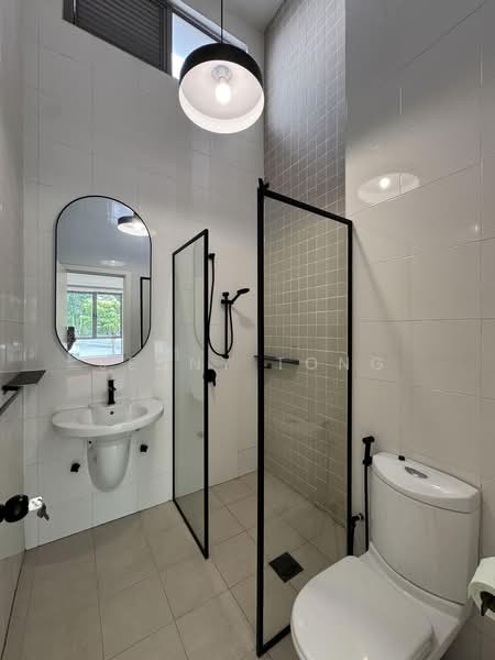Rumah Teres 2 Tingkat untuk Dijual di Desa Parkcity (Kuala Lumpur) - Jenny Tong - Bathroom - PropertyGuru.com.my