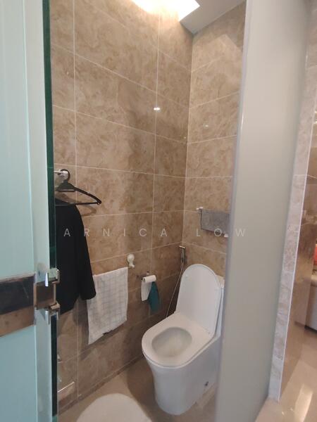 Service Residence for Sale at Dorsett Residences Bukit Bintang - Arnica Low - Bathroom - PropertyGuru.com.my