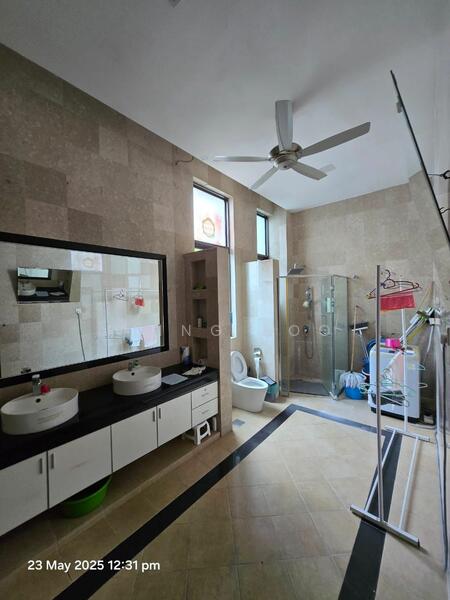 Bungalow for Sale in Country Heights Damansara (Kuala Lumpur) - Eling Loo - Bathroom - PropertyGuru.com.my