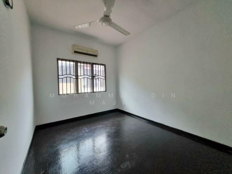 2-storey Terraced House for Sale in U5, Taman Subang Bestari (Shah Alam) - Mohammad Din Majid - Interior - PropertyGuru.com.my