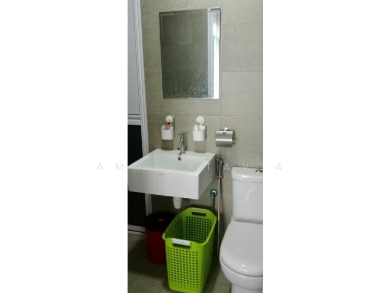 Service Residence for Rent at Kenwingston Square Garden - Amy Oktavia - Bathroom - PropertyGuru.com.my