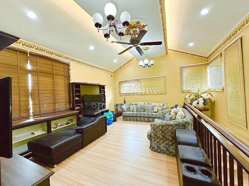 Bungalow for Sale in Puncak Bestari (Puncak Alam) - Kamsol Mascuri - Living Room - PropertyGuru.com.my
